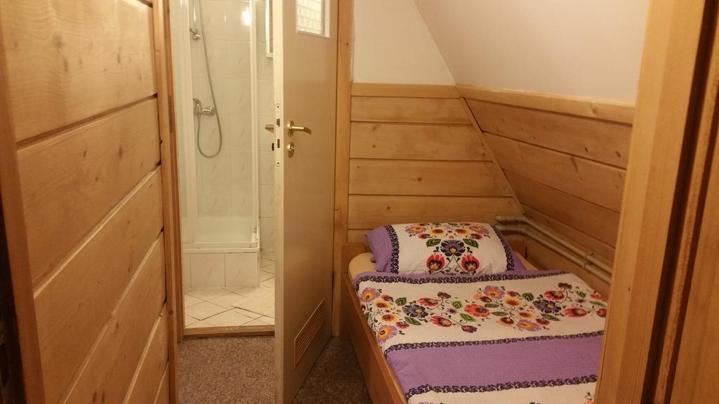 Camping Harenda Pokoje Goscinne I Domki 자코파네 외부 사진